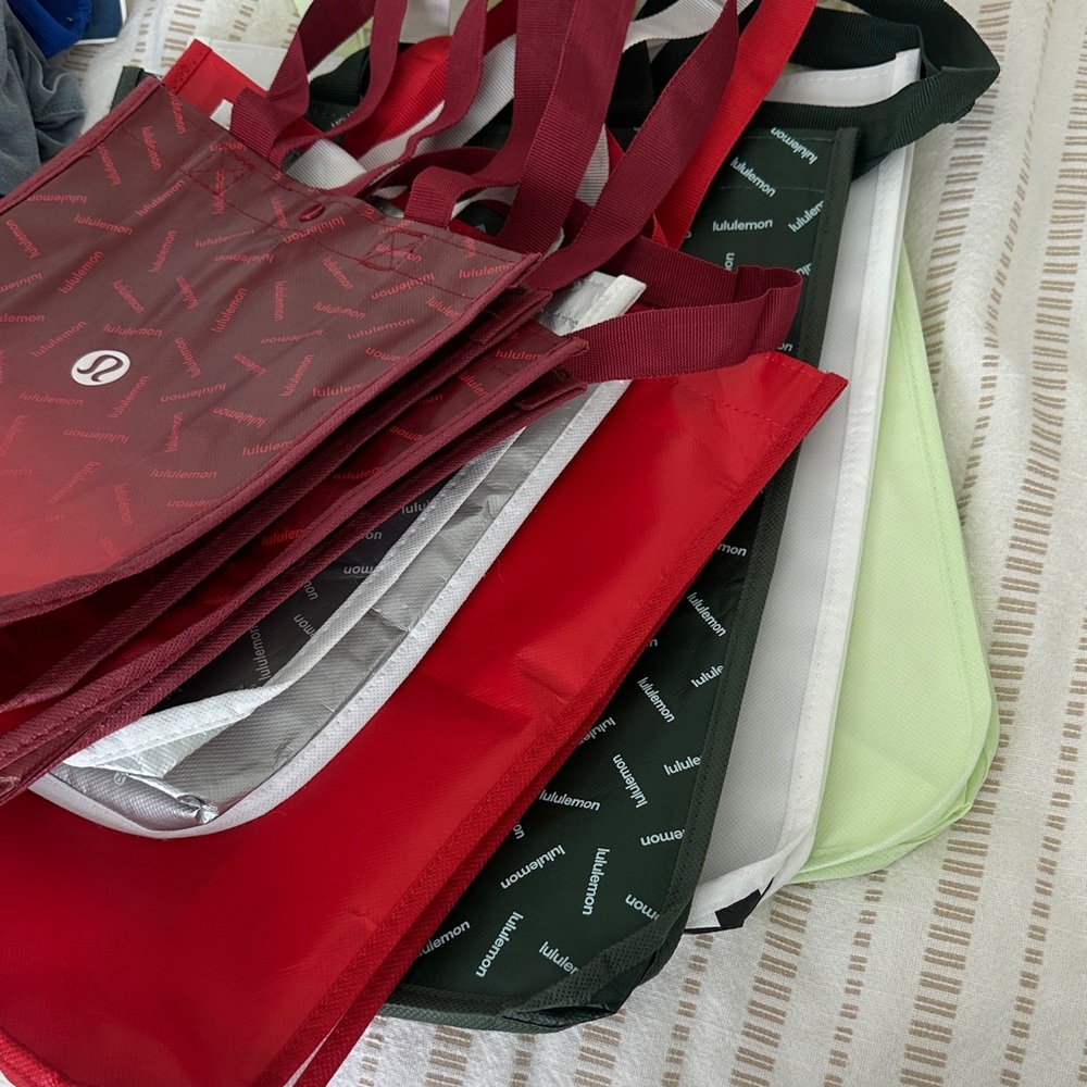 Lululemon Reusable Tote Bag Set